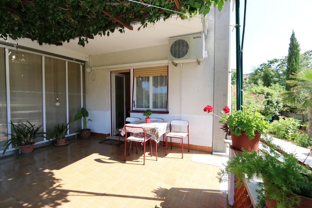 Apartment Mihajic M Klimno Exterior photo